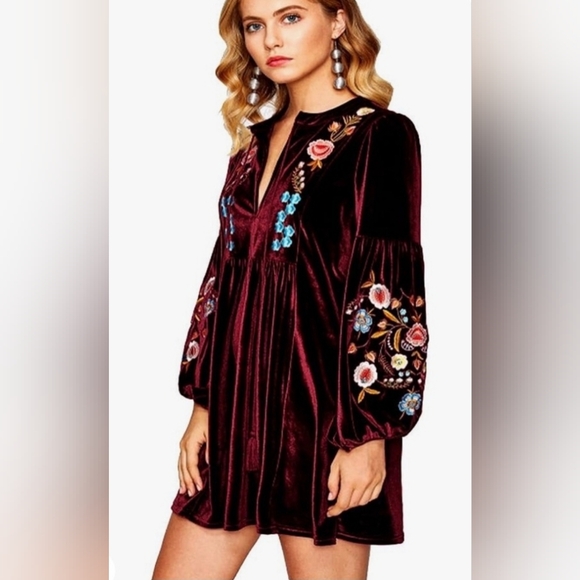 Aofur Smooth Velvet Floral Embroidered Balloon Sleeve Tunic Dress - SIZE SMALL - Picture 2 of 16